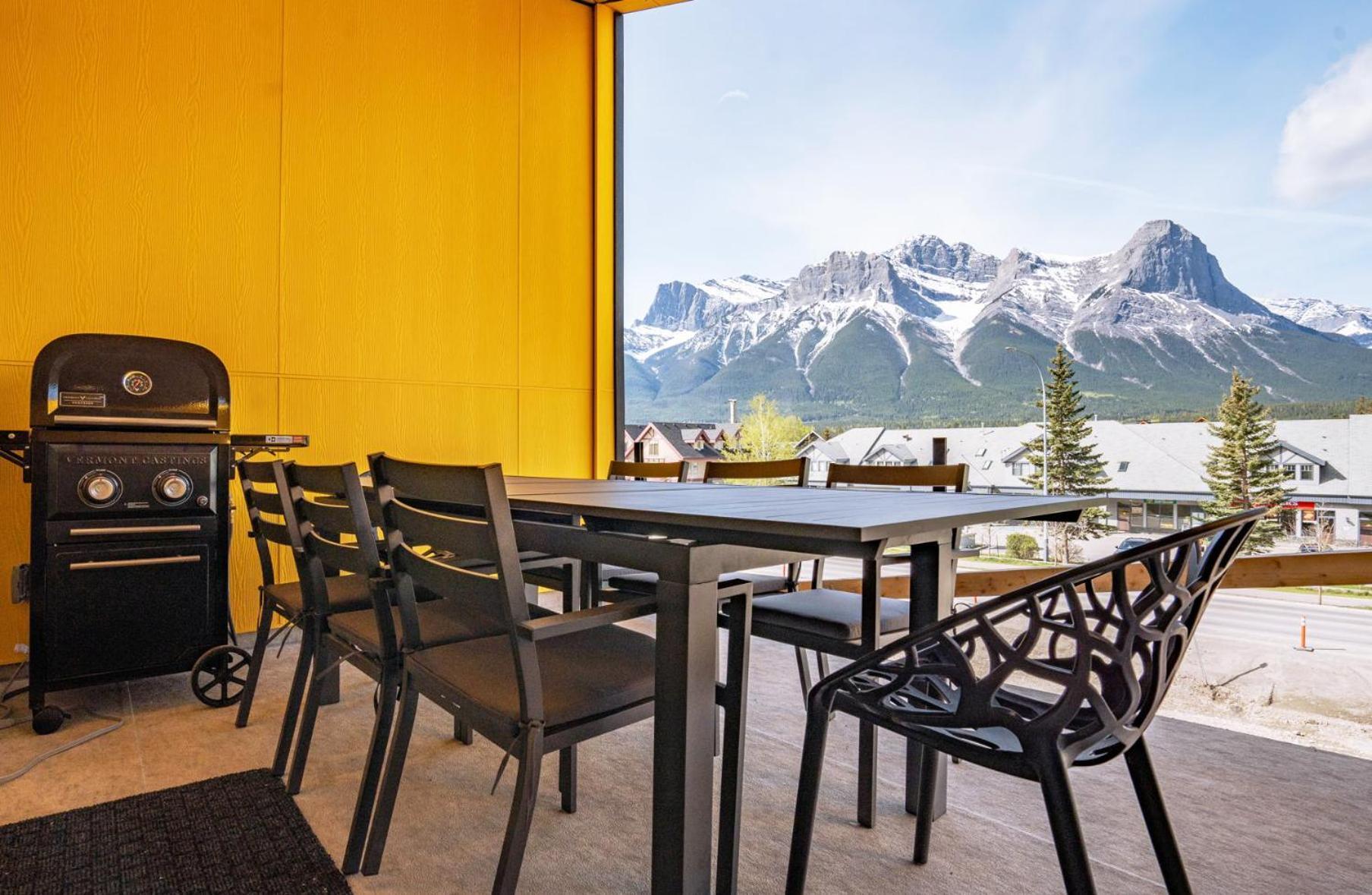 Raven'S Peak 105 - Ultra Luxe Mountain Retreat Villa Canmore Eksteriør billede