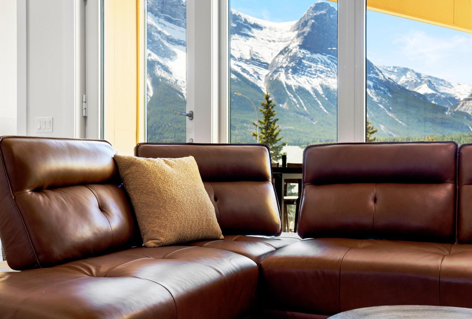 Raven'S Peak 105 - Ultra Luxe Mountain Retreat Villa Canmore Eksteriør billede