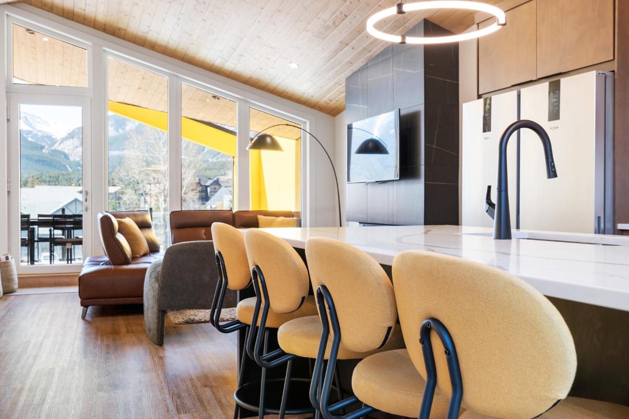 Raven'S Peak 105 - Ultra Luxe Mountain Retreat Villa Canmore Eksteriør billede